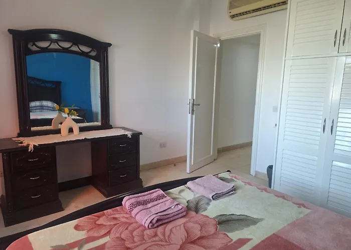 New Marina . Your Choice For Family Daire *